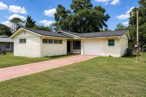 Villa ou maison à vendre à Dunnellon, Floride: 2 chambres, 106.37 m2 № 2259259 - photo 2