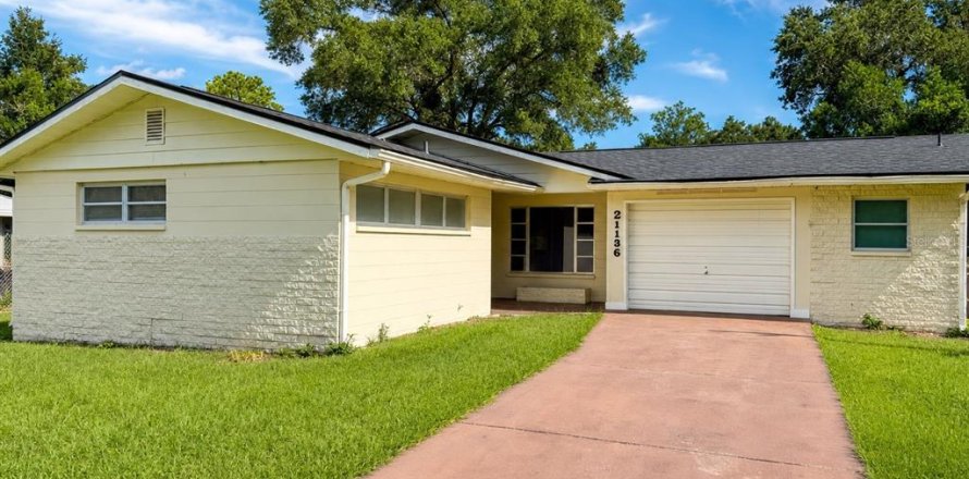 Villa ou maison à Dunnellon, Floride 2 chambres, 106.37 m2 № 2259259