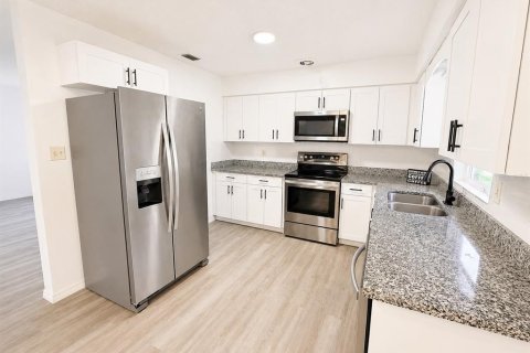 Villa ou maison à vendre à Dunnellon, Floride: 2 chambres, 106.37 m2 № 2259259 - photo 7