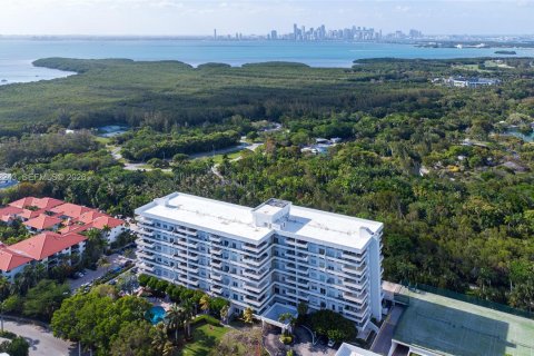 Condo in Key Biscayne, Florida, 3 bedrooms  № 2068116 - photo 7