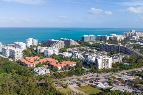 Condo in Key Biscayne, Florida, 3 bedrooms  № 2068116 - photo 2