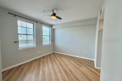 Copropriété à louer à Orlando, Floride: 3 chambres, 153.38 m2 № 2411389 - photo 9
