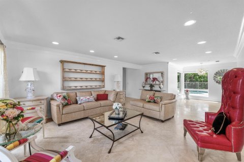 House in Boynton Beach, Florida 5 bedrooms, 296.08 sq.m. № 2173675 - photo 11
