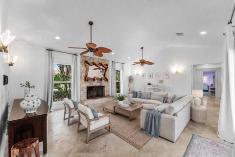 House in Boynton Beach, Florida 5 bedrooms, 296.08 sq.m. № 2173675 - photo 13