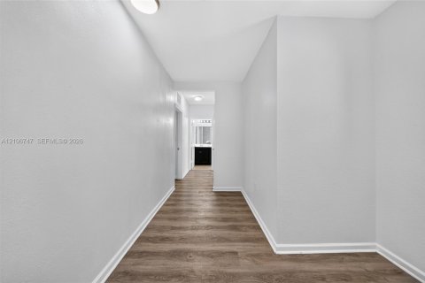 Купить виллу или дом в Хомстед, Флорида 4 спальни, 230.3м2, № 2421220 - фото 27