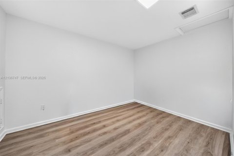 Купить виллу или дом в Хомстед, Флорида 4 спальни, 230.3м2, № 2421220 - фото 29