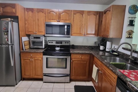 Copropriété à louer à Coral Springs, Floride: 3 chambres, 121.24 m2 № 2010498 - photo 6