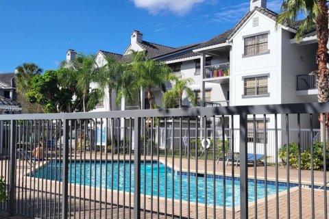 Copropriété à louer à Coral Springs, Floride: 3 chambres, 121.24 m2 № 2010498 - photo 19