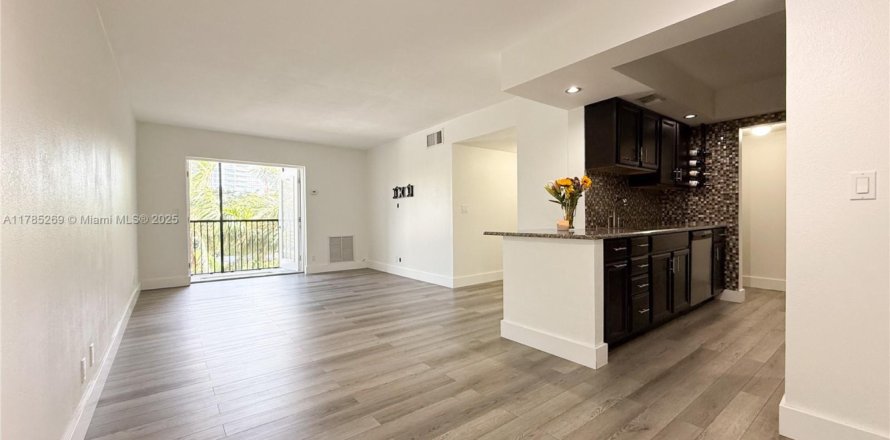 Condo à West Palm Beach, Floride, 1 chambre № 1736232