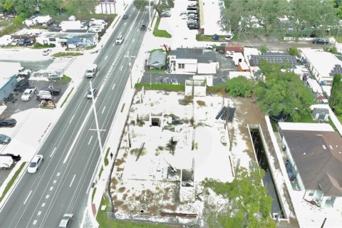Terrain à Tampa, Floride № 2415000