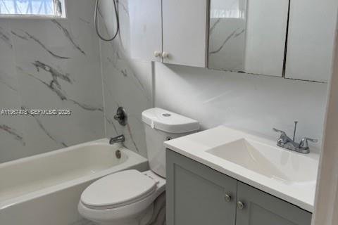 Снять в аренду виллу или дом в Майами, Флорида 2 спальни, 190.45м2, № 2019591 - фото 7