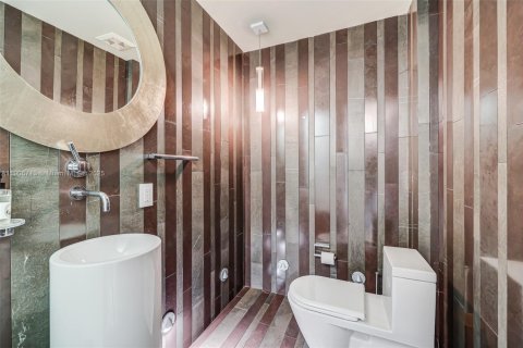 Copropriété à vendre à Miami Beach, Floride: 2 chambres, 191.19 m2 № 1964011 - photo 21