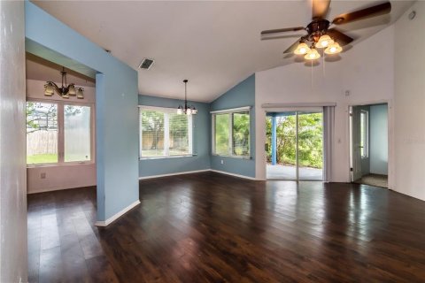 House in Orlando, Florida 3 bedrooms, 140.1 sq.m. № 1803325 - photo 4