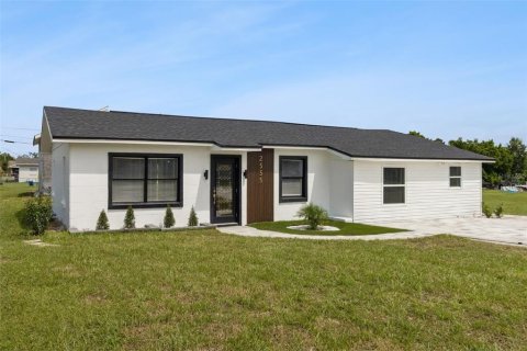 Casa en Lake Wales, Florida 4 dormitorios, 132.29 m2 № 2380518