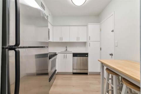 Appartement à louer à Coral Gables, Floride: 1 chambre, 57.04 m2 № 1878558 - photo 5