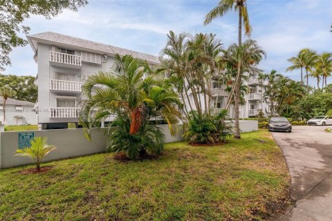 Appartement à louer à Coral Gables, Floride: 1 chambre, 57.04 m2 № 1878558 - photo 16