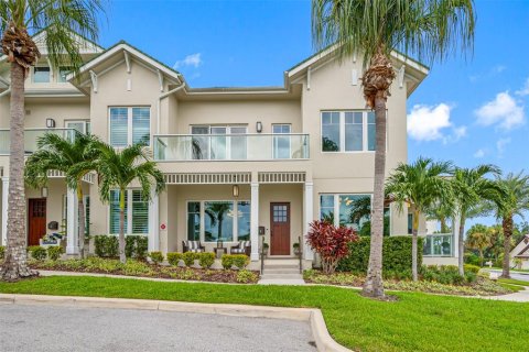 Condo in Belleair, Florida, 3 bedrooms  № 1287135 - photo 4