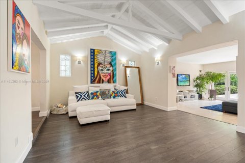 Villa ou maison à vendre à Miami Beach, Floride: 4 chambres, 279.45 m2 № 1963039 - photo 11