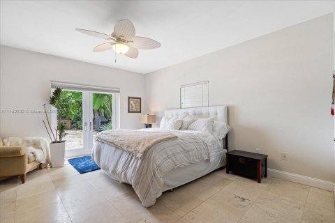 Villa ou maison à vendre à Miami Beach, Floride: 4 chambres, 279.45 m2 № 1963039 - photo 29