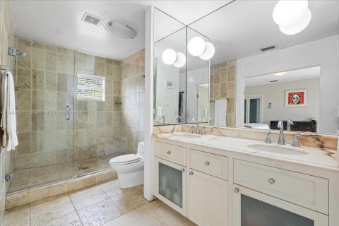 Villa ou maison à vendre à Miami Beach, Floride: 4 chambres, 279.45 m2 № 1963039 - photo 25