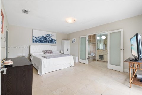 Villa ou maison à vendre à Miami Beach, Floride: 4 chambres, 279.45 m2 № 1963039 - photo 22