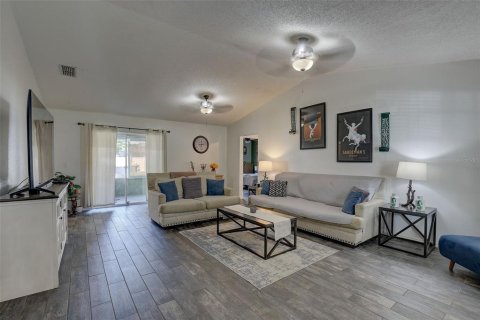 Casa en venta en Spring Hill, Florida, 3 dormitorios, 133.59 m2 № 1807954 - foto 6