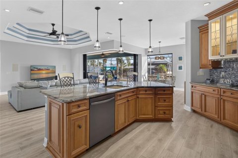 Villa ou maison à vendre à Port Charlotte, Floride: 3 chambres, 191.66 m2 № 2425686 - photo 12