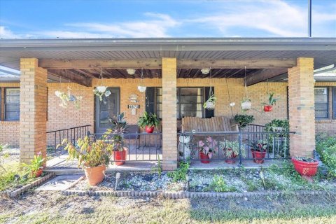 House in Arcadia, Florida 3 bedrooms, 159.7 sq.m. № 2355974 - photo 8