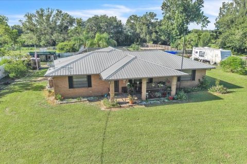 House in Arcadia, Florida 3 bedrooms, 159.7 sq.m. № 2355974 - photo 2