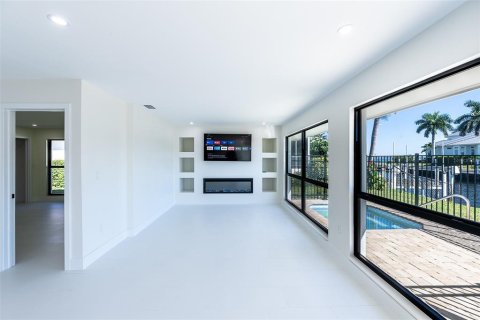 Villa ou maison à louer à Punta Gorda, Floride: 3 chambres, 207.54 m2 № 2417075 - photo 21