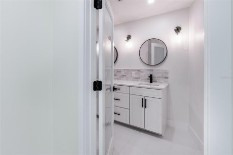 Villa ou maison à louer à Punta Gorda, Floride: 3 chambres, 207.54 m2 № 2417075 - photo 27
