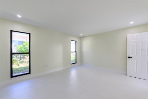Villa ou maison à louer à Punta Gorda, Floride: 3 chambres, 207.54 m2 № 2417075 - photo 28