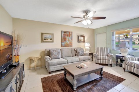 Condominio en venta en Hollywood, Florida, 1 dormitorio, 66.89 m2 № 2028894 - foto 9