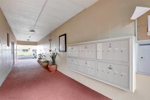 Condominio en venta en Hollywood, Florida, 1 dormitorio, 66.89 m2 № 2028894 - foto 28