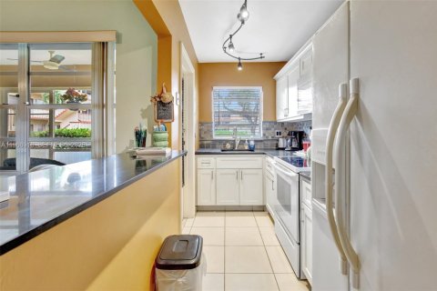 Condominio en venta en Hollywood, Florida, 1 dormitorio, 66.89 m2 № 2028894 - foto 15