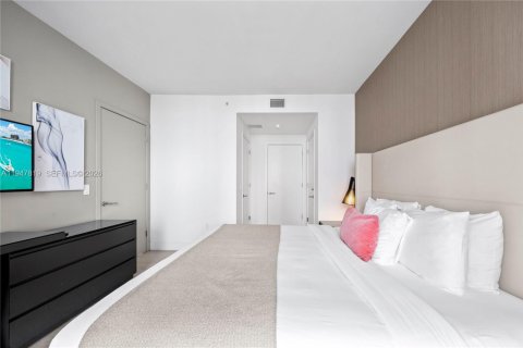 Condominio en venta en Hollywood, Florida, 2 dormitorios, 98.01 m2 № 2004106 - foto 21