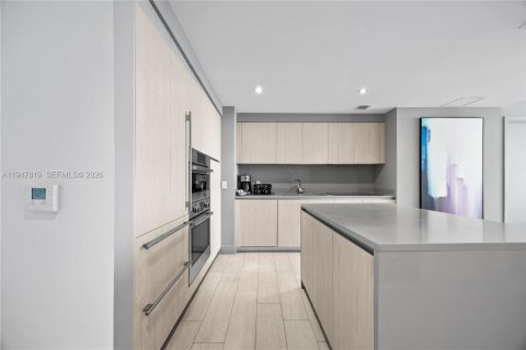 Condominio en venta en Hollywood, Florida, 2 dormitorios, 98.01 m2 № 2004106 - foto 15