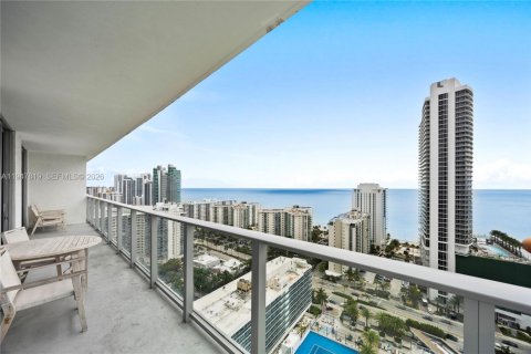 Condominio en venta en Hollywood, Florida, 2 dormitorios, 98.01 m2 № 2004106 - foto 7