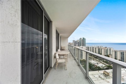 Condominio en venta en Hollywood, Florida, 2 dormitorios, 98.01 m2 № 2004106 - foto 8