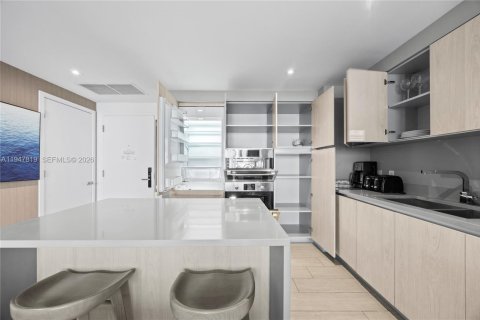 Condominio en venta en Hollywood, Florida, 2 dormitorios, 98.01 m2 № 2004106 - foto 17