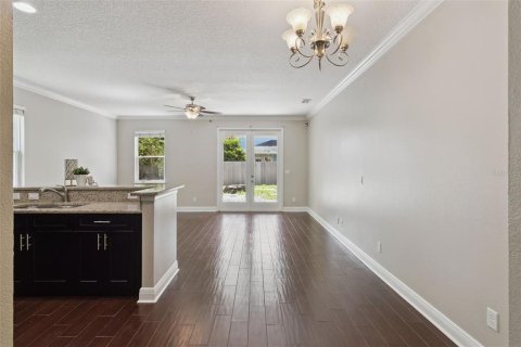 Commercial property in Orlando, Florida 6 bedrooms, 290.04 sq.m. № 2258813 - photo 28