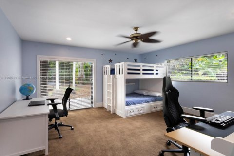 Villa ou maison à vendre à Pinecrest, Floride: 4 chambres, 326.64 m2 № 1953922 - photo 28