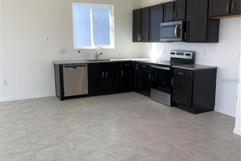 House in Bradenton, Florida 4 bedrooms, 158.58 sq.m. № 1904447 - photo 3