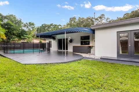 Copropriété à louer à Plantation, Floride: 4 chambres, 151.8 m2 № 1945343 - photo 9