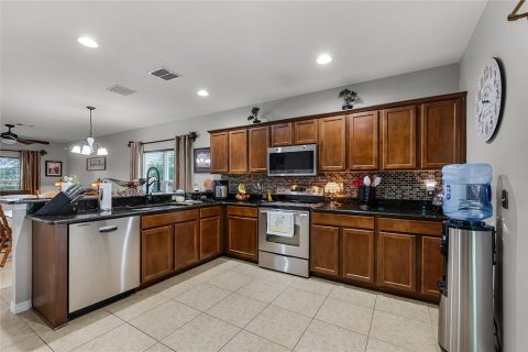 House in Winter Garden, Florida 5 bedrooms, 205.5 sq.m. № 1681224 - photo 15