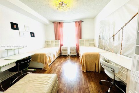 Copropriété à louer à Sunny Isles Beach, Floride: 2 chambres, 103.68 m2 № 1997184 - photo 7