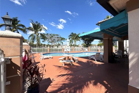 Copropriété à louer à Homestead, Floride: 2 chambres, 76.37 m2 № 2047251 - photo 14