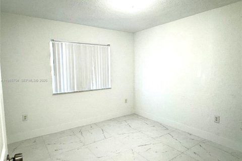 Copropriété à louer à Homestead, Floride: 2 chambres, 76.37 m2 № 2047251 - photo 6