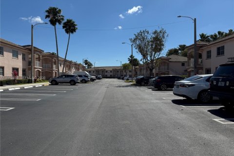 Copropriété à louer à Homestead, Floride: 2 chambres, 76.37 m2 № 2047251 - photo 13