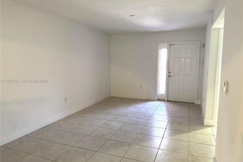 Copropriété à louer à Homestead, Floride: 2 chambres, 76.37 m2 № 2047251 - photo 5